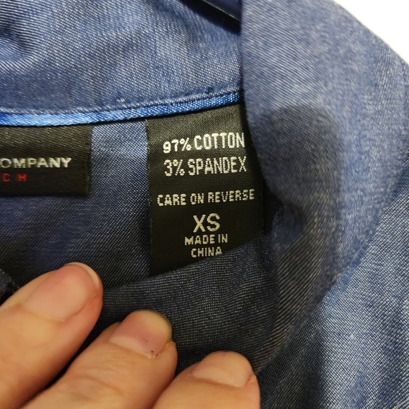 NEW YORK & CO Blue Button Down Blouse Short Three Quarter Long Sleeve Size XS - Picture 15 of 17